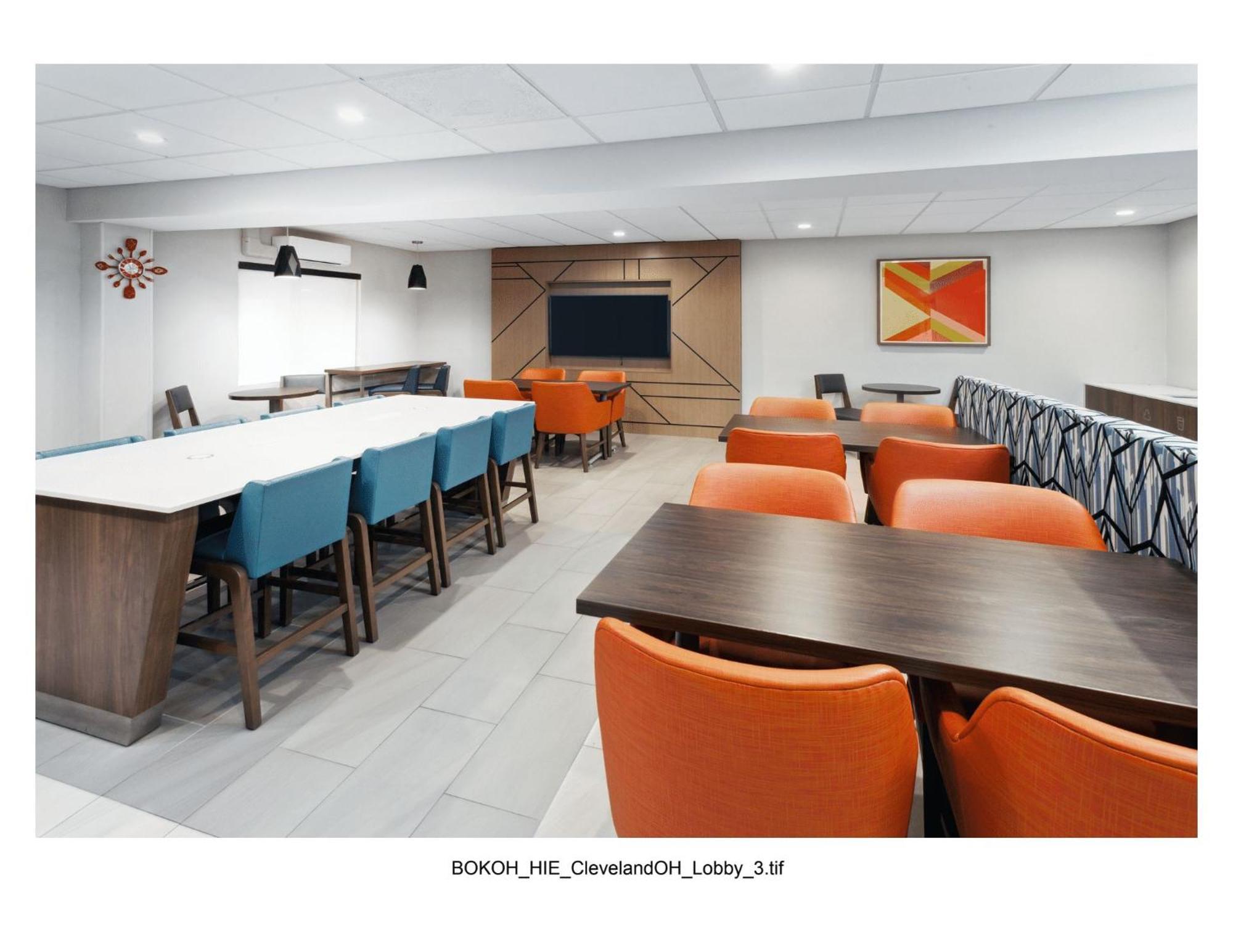 Holiday Inn Express Cleveland Airport - Brook Park By Ihg Luaran gambar